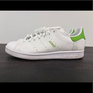 Limited Edition Kermit Stan Smith sz 5.5 youth